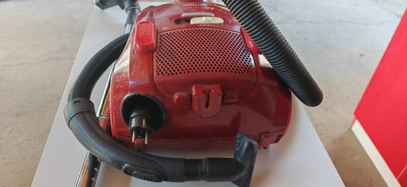 Usisivač Philips 2000w